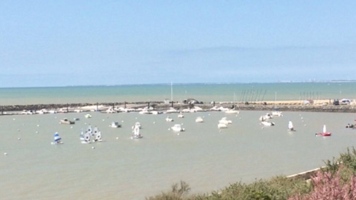 Port District Apartment | Sea view apartment in Chatelaillon Plage at the gates of La Rochelle