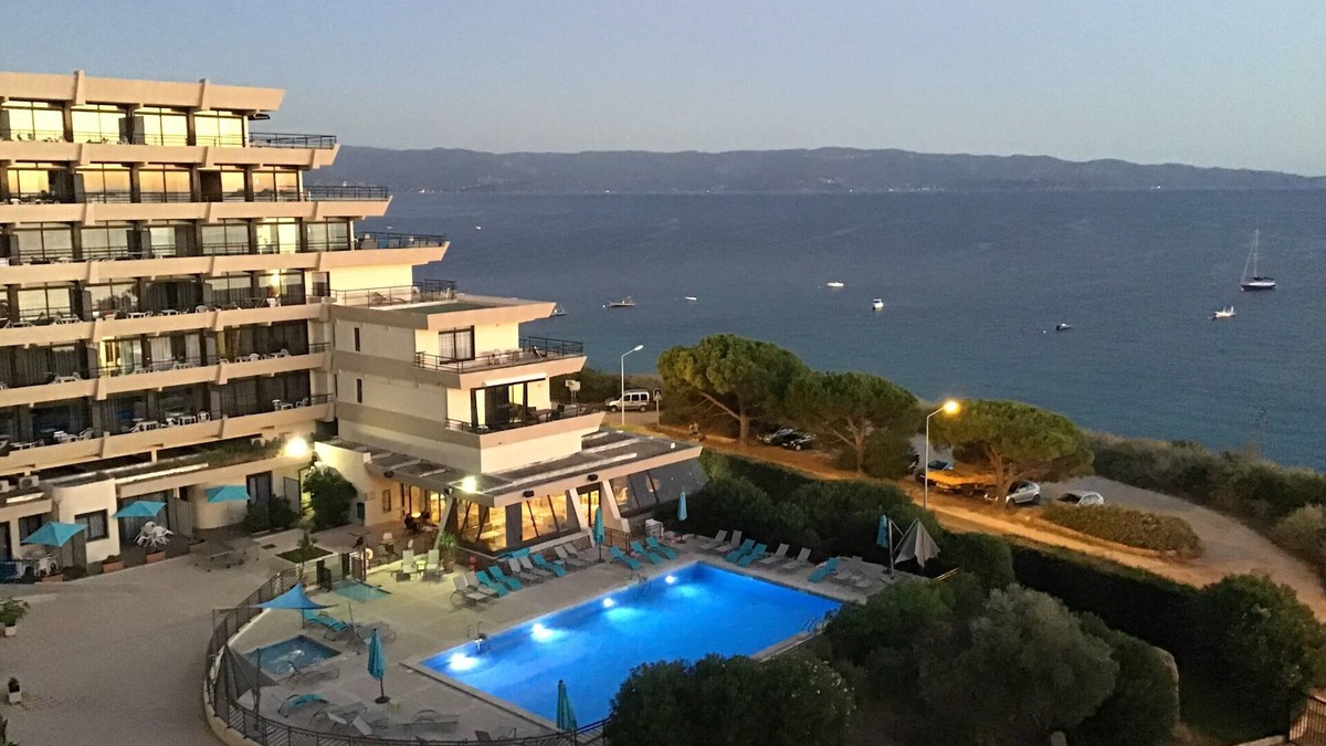 Ajaccio Apartment | Sea view apartment on the Ajaccio golf course