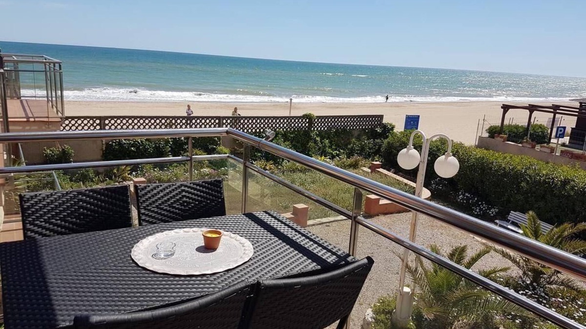 Gava Apartment | Sea View Apartment with terrace and swimming pool