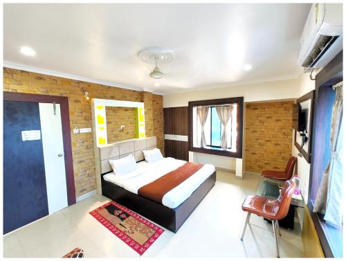Narainkoti Hotel | SEA VIEW FAMILY FRIENDLY HOTEL S-S Piper ! - Room with Balconies, Restaurant, Parking & Free Wi-Fi ,Beach Front Location - Best Seller Hotel In Puri