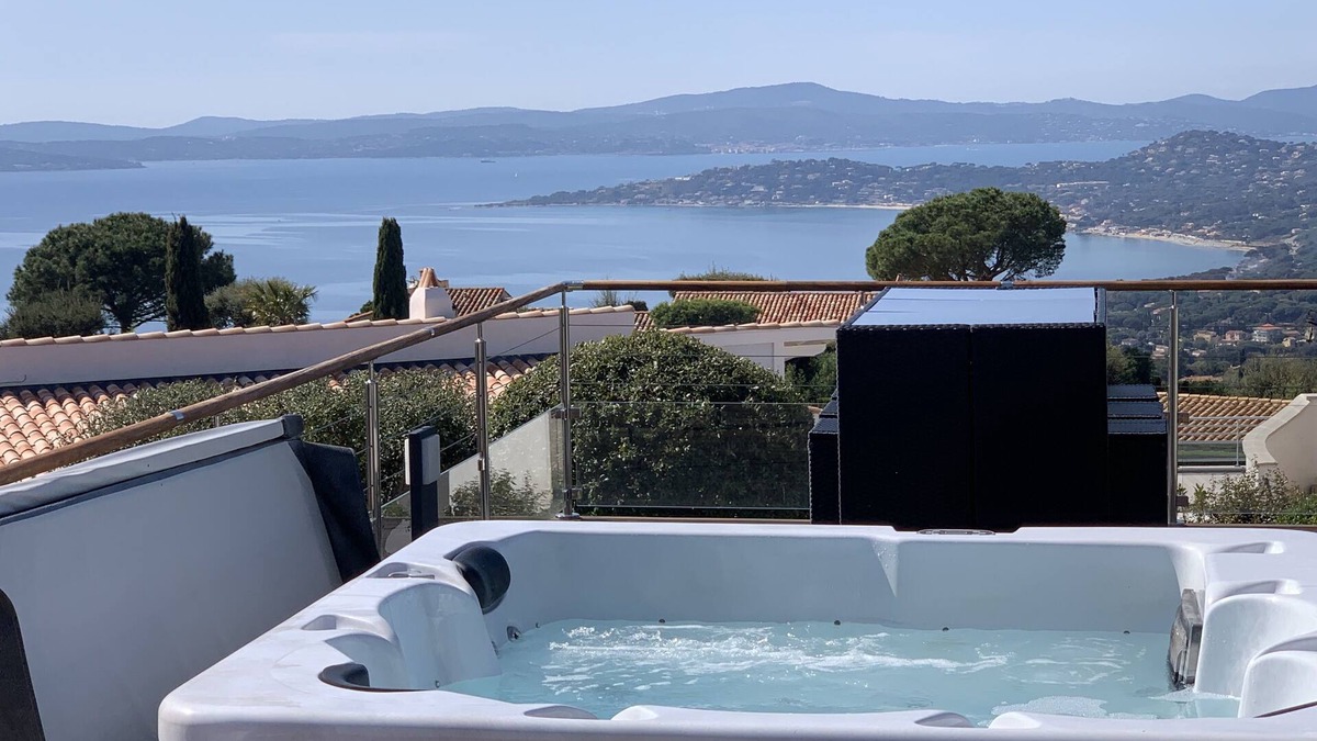 Les Issambres Villa | Sea view St-Tropez spa/heated pool April to October