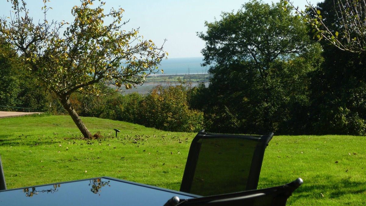 Ebford House | Sea View Lodge in 6 Acres of Woodland