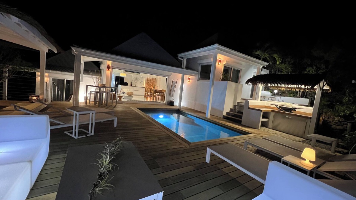Anse de Lorient Villa | Sea view, very private