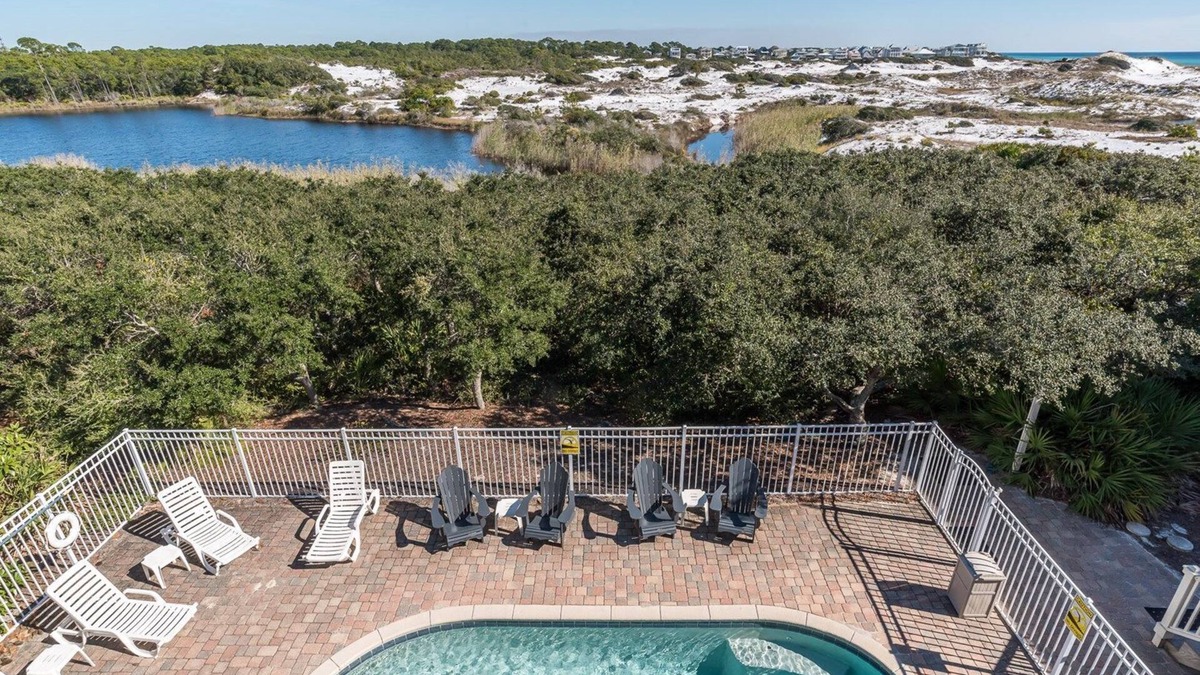 Gulf Trace House | "SeaBatical"~Amazing Gulf, Lake, Park Views~Heated Pool~Gulf Trace~Beach Gear