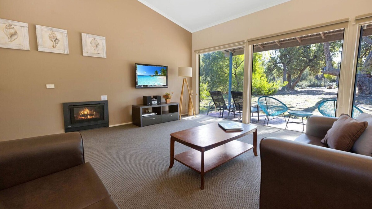 Forge Creek House | Seabird - Waterfront Retreat: Secluded lodges perfect for nature lovers