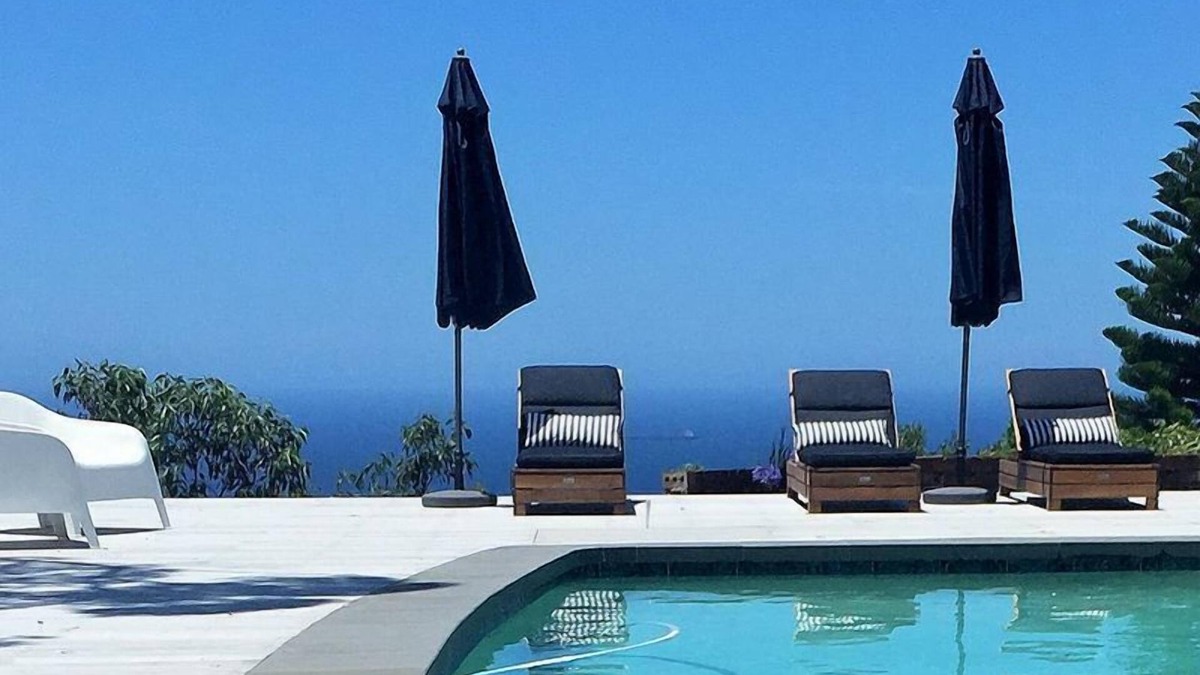 Otford House | "Seacliff" - Luxury clifftop beach house