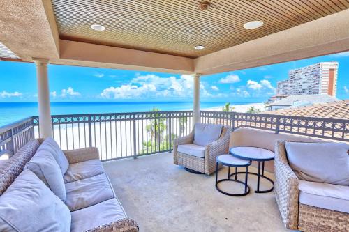 Redington Shores House | Seaclusion Beach Townhome