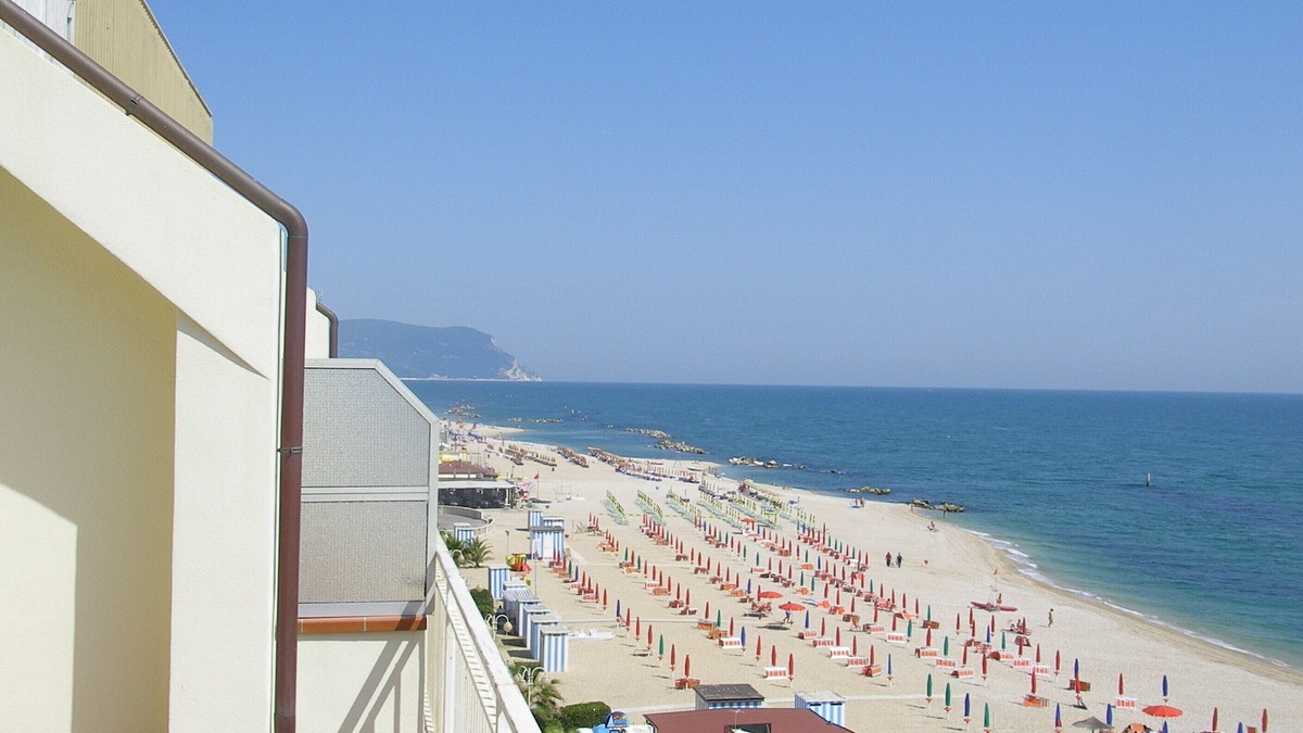 Porto Recanati Apartment | Seafront apartment/Apartment on the sea