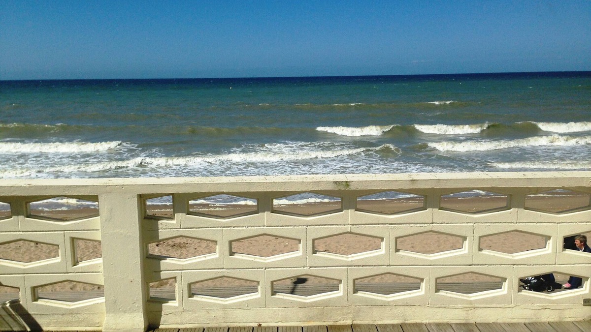 Blonville-sur-Mer Apartment | SEAFRONT LARGE STUDIO 40M2 TERRACE