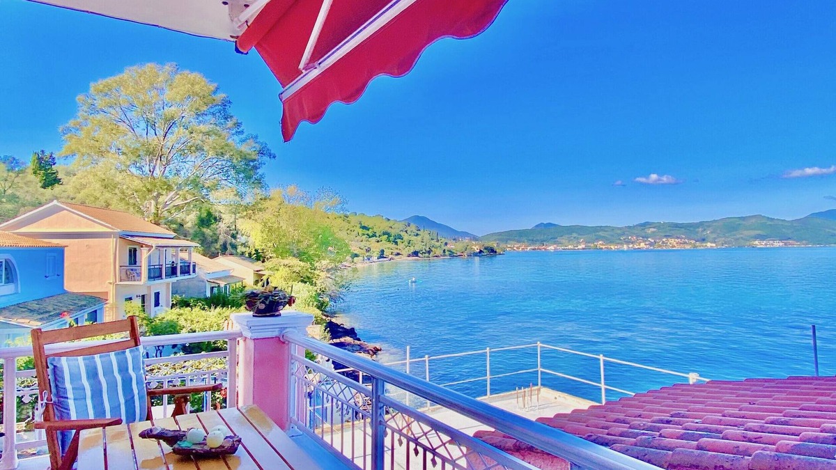 Agia Pelagia Chlomou Apartment | Seafront Ourania Studio No3