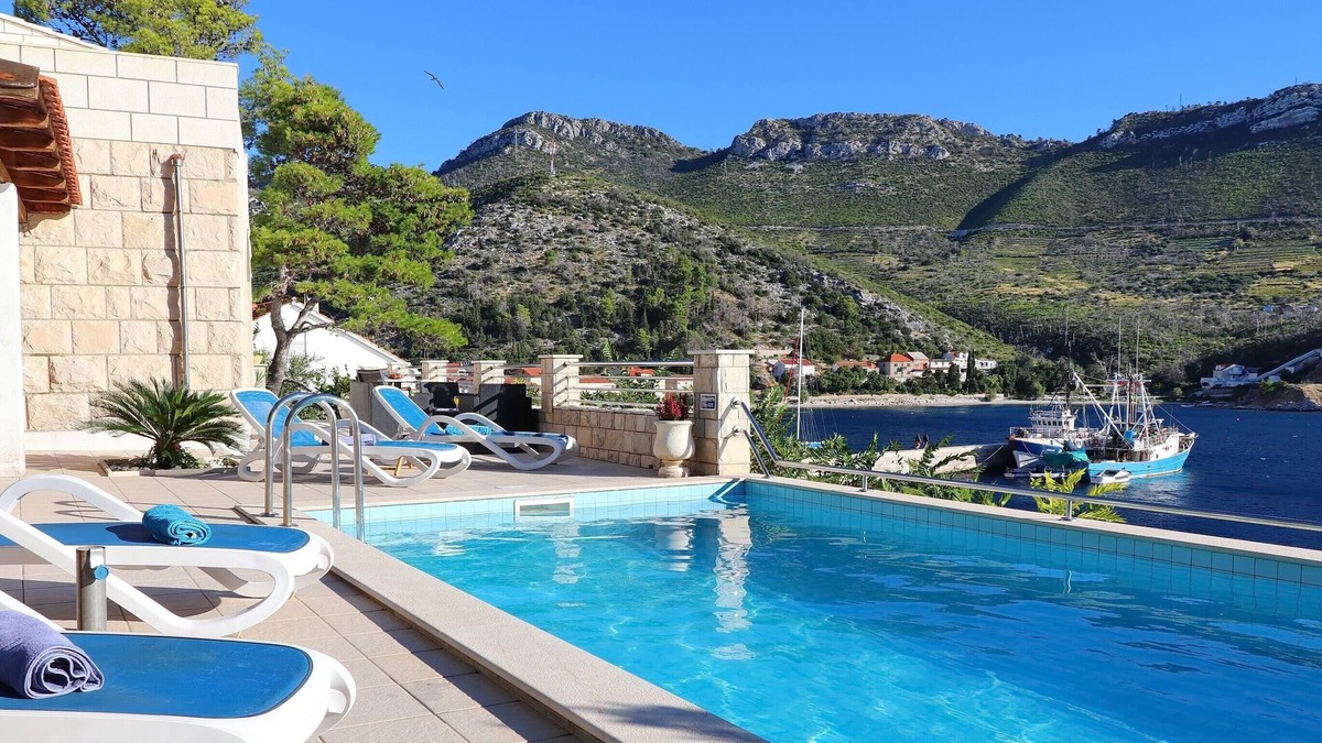 Trstenik Villa | Seafront Peljesac Villa | Villa Silencia | 2 Bedrooms | Private Pool | Stunning Sea View