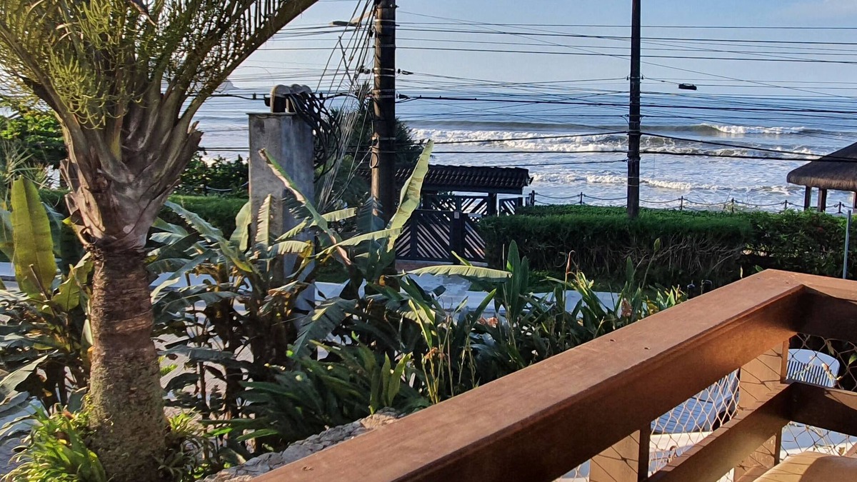 Juquehy Apartment | Seafront Residence - Condominium right on the sand