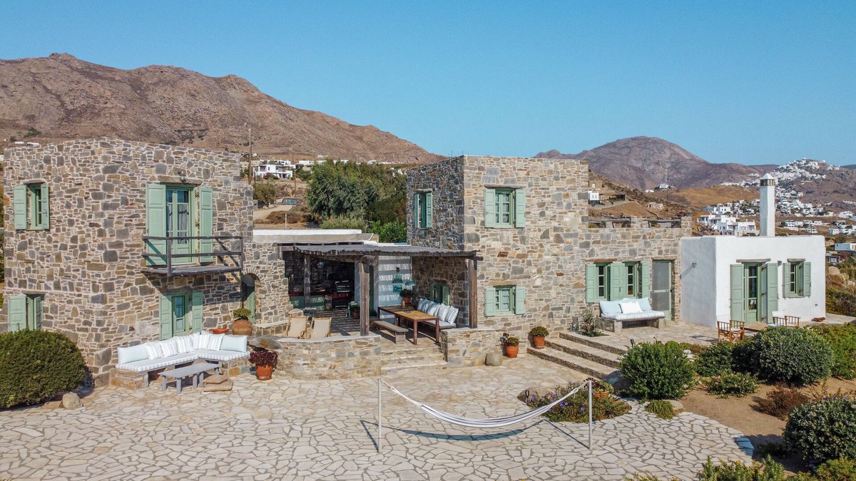 Serifos House | Seafront View, Vatoudi House