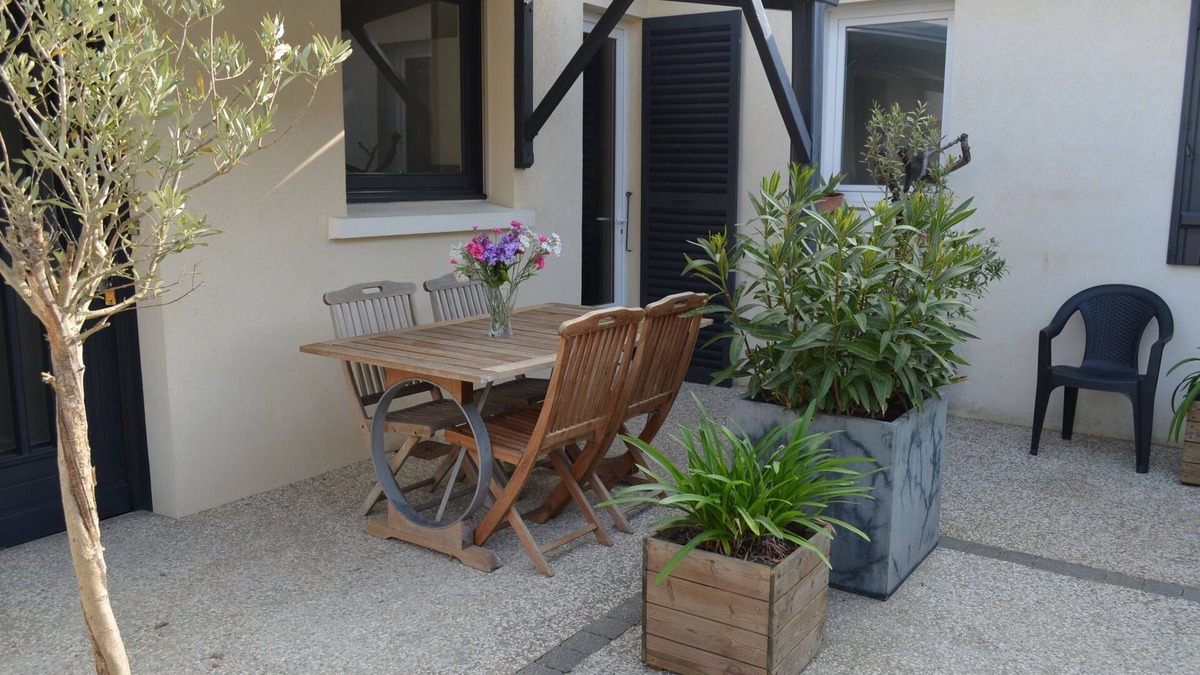 Quartier des Dunes House | Seafront villa 50 meters from the beach