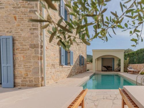 Dobropoljana Villa | Seafront Villa Adriatica with pool