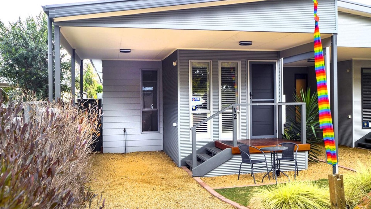 Normanville Villa | Seagrass Villas 2, n Romantic Getaway with spa.