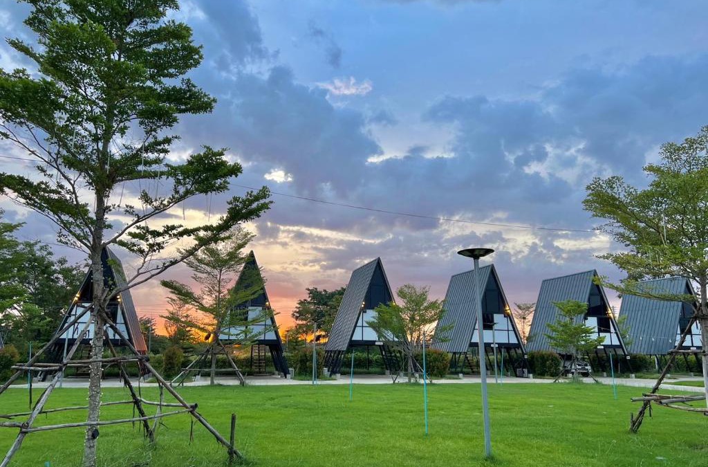 Phon Hotel | Sean Sawat Resort 2