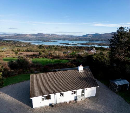 Templenoe House | Seanacnoc Cottage overlooking Kenmare Bay