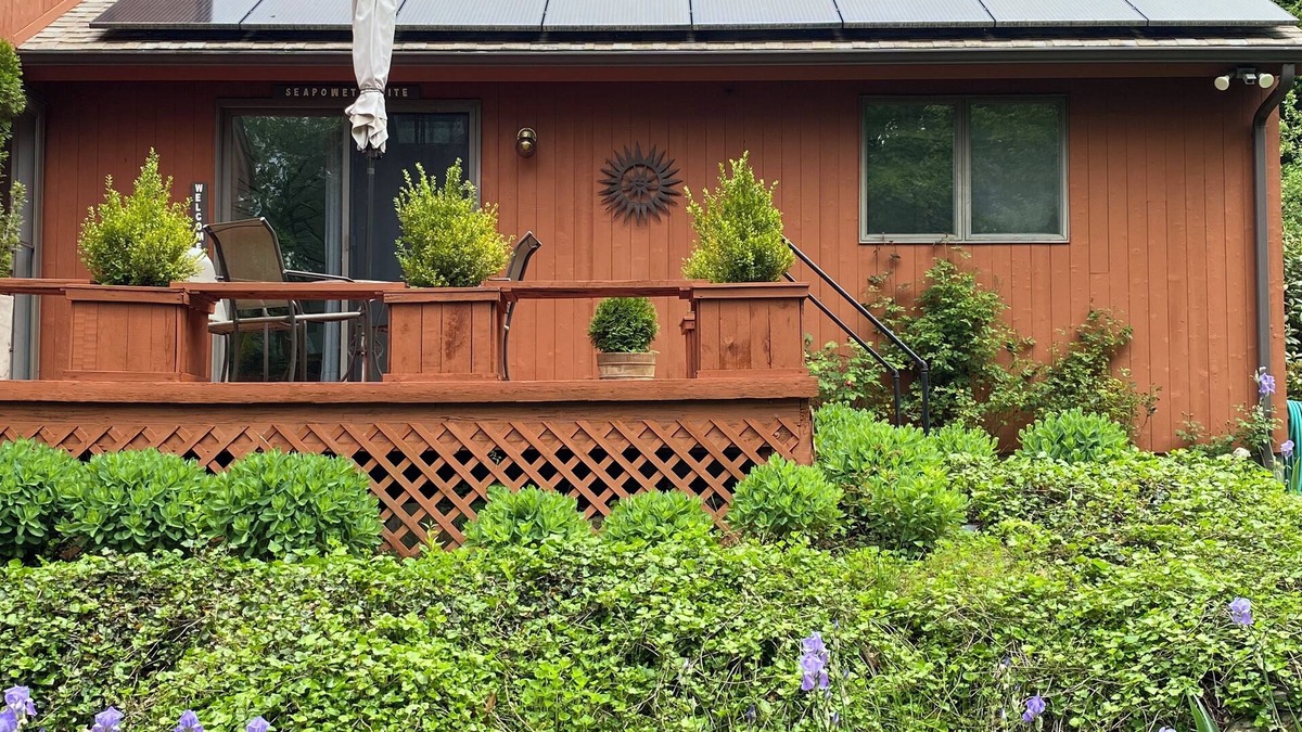 Tiverton Apartment | Seapowet suite