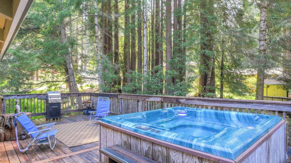 Anchor Bay House | Searenity by the Sea | Private Hot Tub