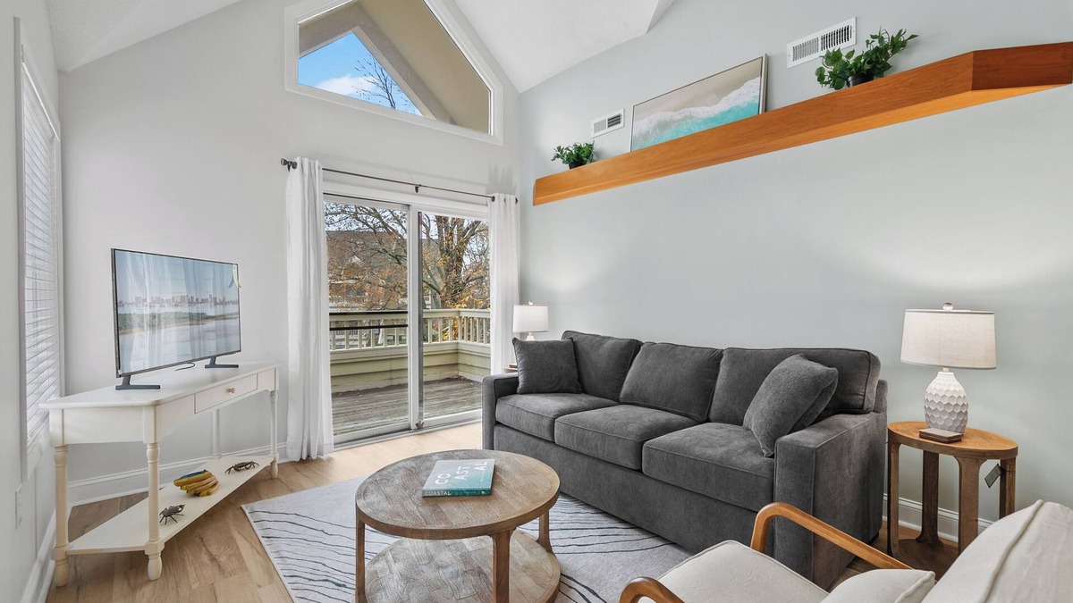 Heron Harbour Isle Condo | Seascape Escape: Newly Renovated 2BR/2BA, Multiple Pools & Quick Walk to Beach!