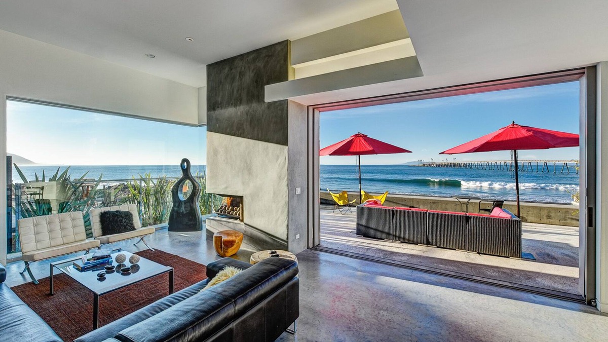 Mussel Shoals House | Seascape - Oceanfront Splendor in Mussel Shoals
