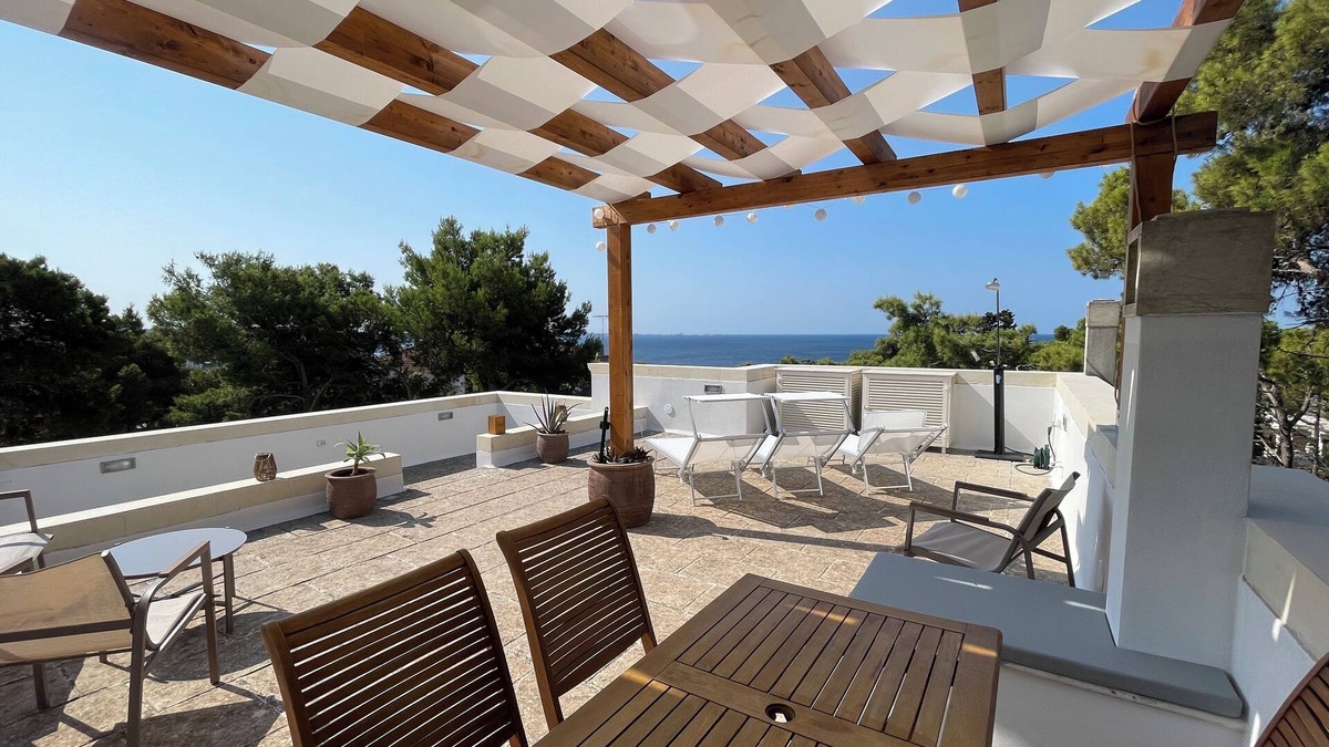Santa Caterina Condo | Seaside 2 bedrooms condo villa with seaview rooftop & balcony - family relax