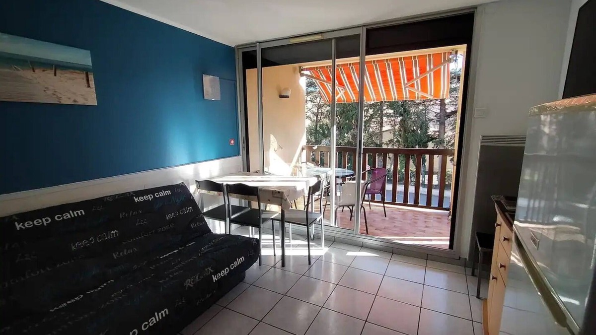 Argeles Plage Apartment | Seaside apartment, air conditioning, parking, swimming pool, 2 bedrooms