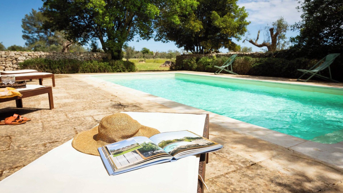 Spongano Villa | Seaside farmhouse with swimming pool surrounded by quietness