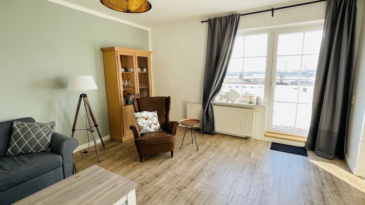 Hohen Wieschendorf Apartment | Seaside - Relaxed break in the manor house on the Baltic Sea