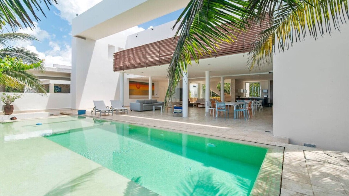 Chicxulub Puerto Apartment | Seaside Villa - Padel & Glamping by LAHOS