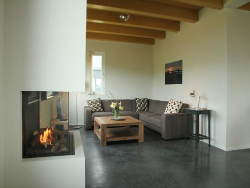 Koehool Villa | Seaside Villa with Garden, cleaning included