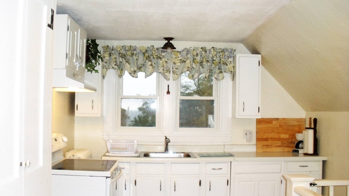 Gloucester Apartment | Seaside Village of Lanesville - North Gloucester, MA