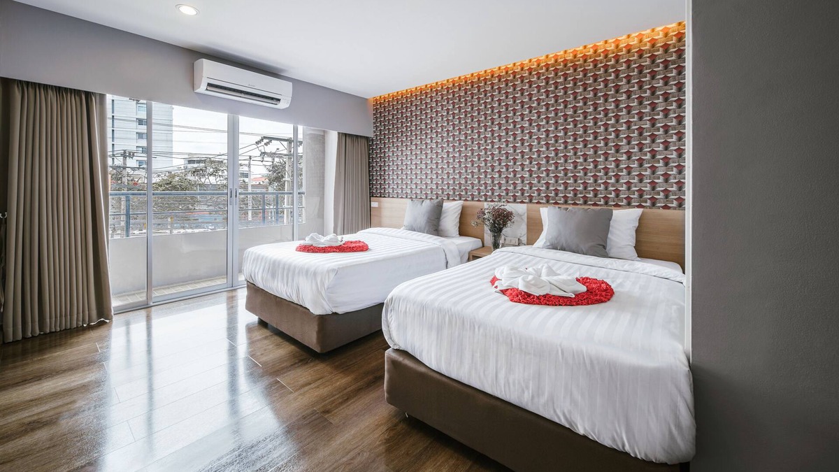 Wat Tha Phra Hotel | Season Place Hotel