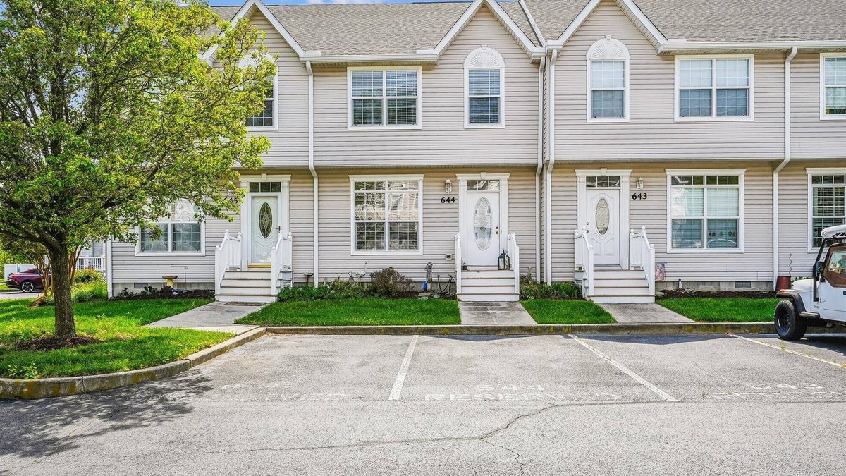 Bethany Breeze House | Seasonal Bethany Breeze Retreat!