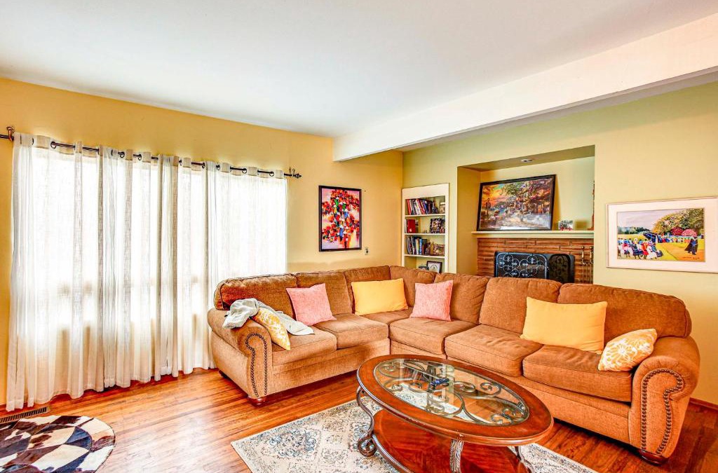 SeaTac House | SeaTac Home with Patio and Grill - 3 Mi to Airport!
