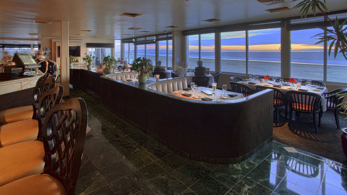 Downtown Hotel | SeaVenture Beach Hotel