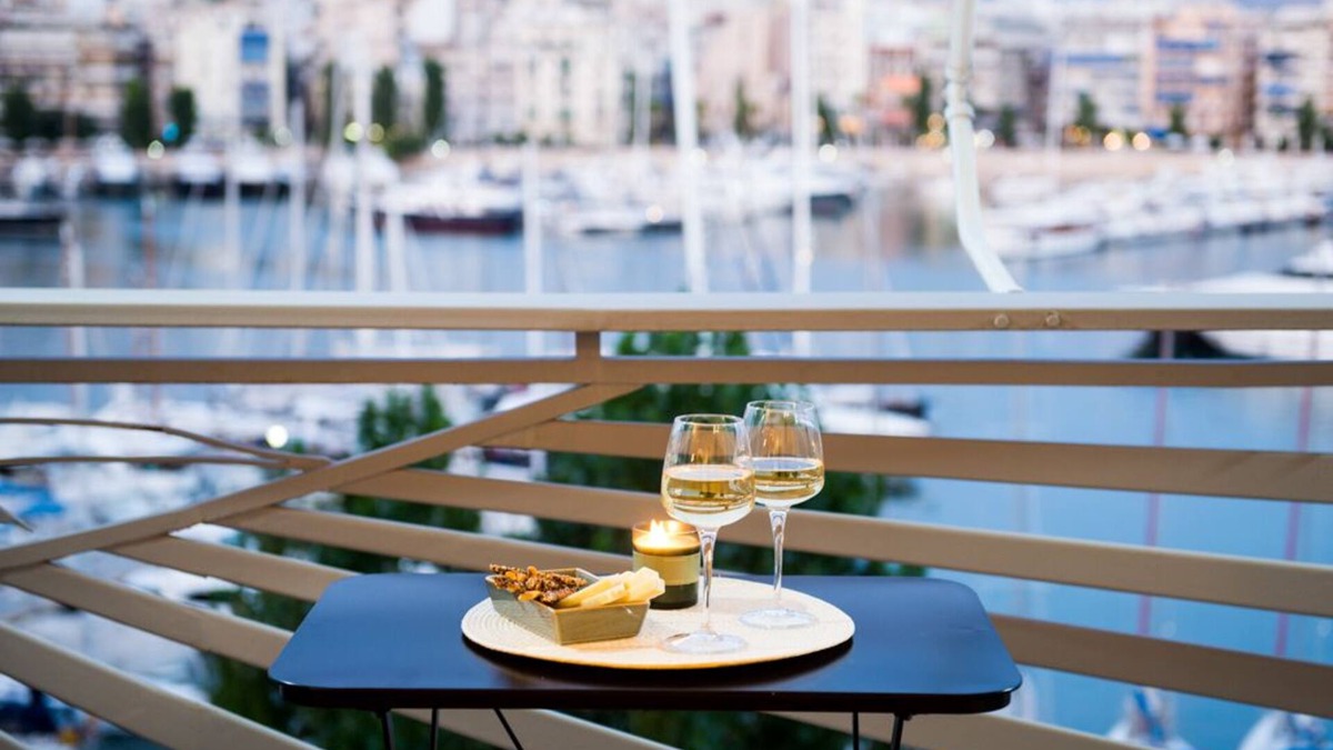 Pasalimani Apartment | Seaview,bright ,fully renovated and elegantly decorated apartment