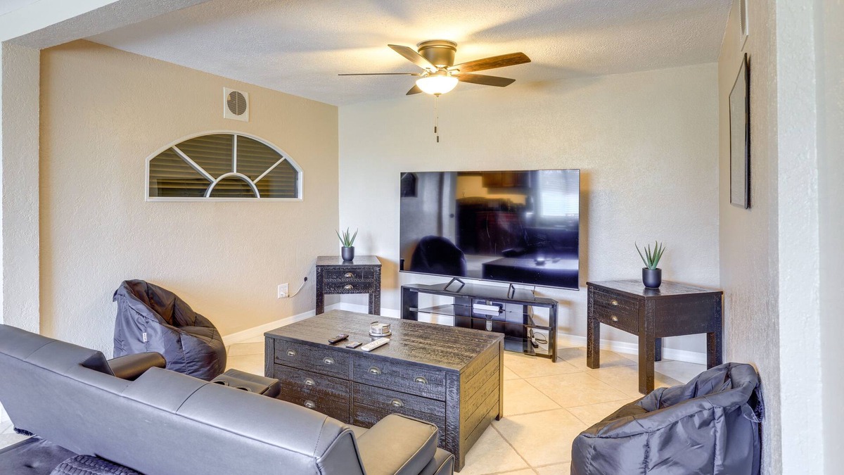 Highland Apartment | Sebring Vacation Rental w/ Community Gas Grill!