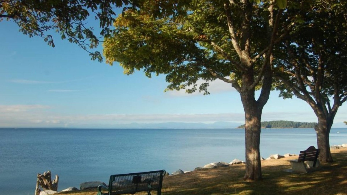 Downtown Hotel | Sechelt Inn