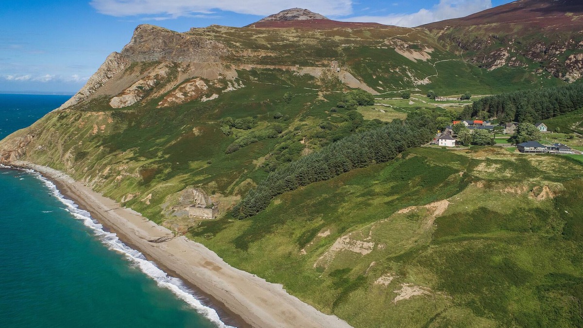 Llithfaen Apartment | Secluded and tranquil retreat between mountain and sea nEncil diarffordd, tawel