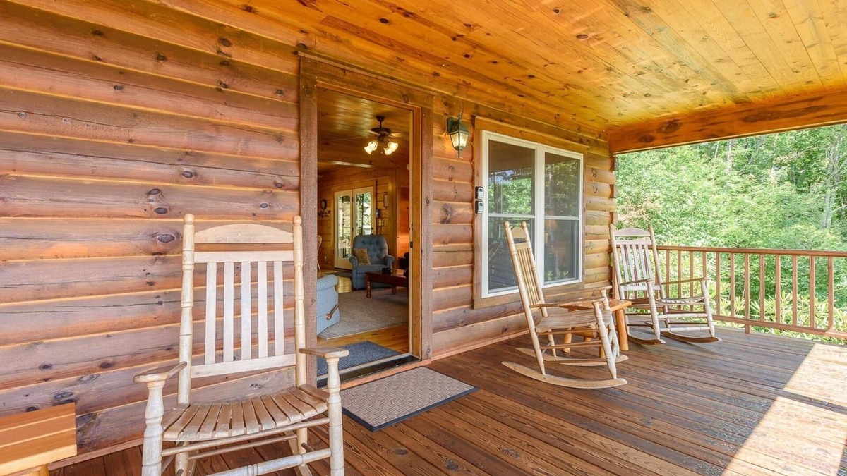 Todd Cabin | Secluded Cabin in the Serene Mountains