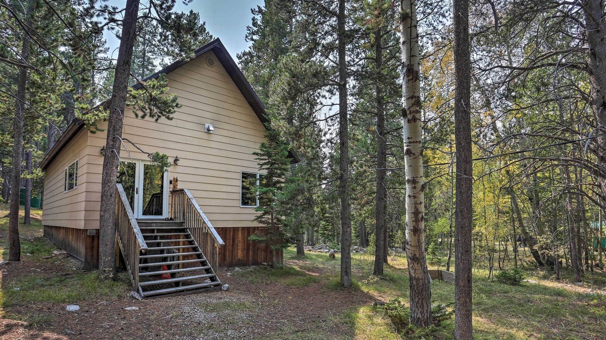 Casper Cabin | Secluded Casper Mtn Cabin: Fire Pit, 12 Mi to Town