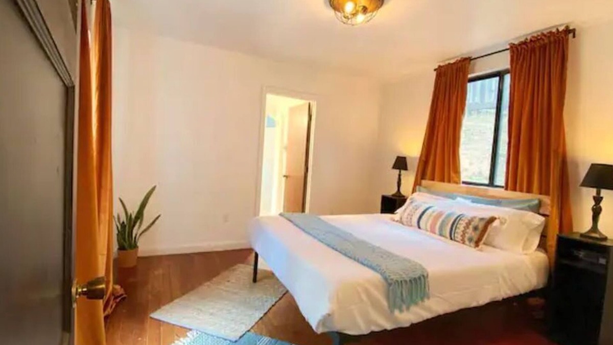 Ukiah Cottage | Secluded cottage 1 mile from downtown Ukiah!