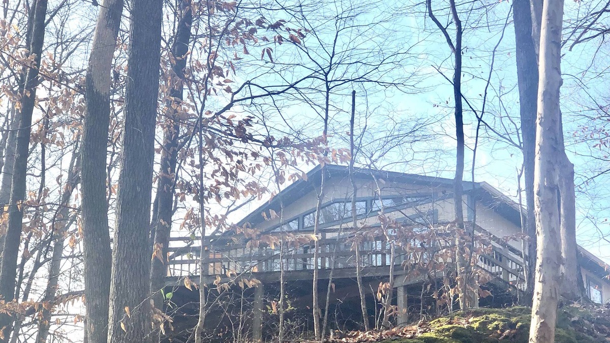 Hohenwald Cottage | Secluded Cottage Near Franklin, Nashville