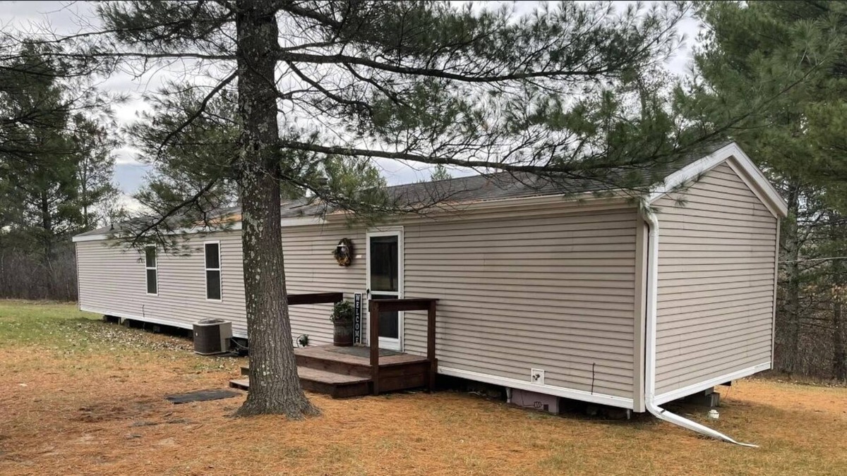 Black River Falls House | Secluded Country Living Near Town Levis Creek Home