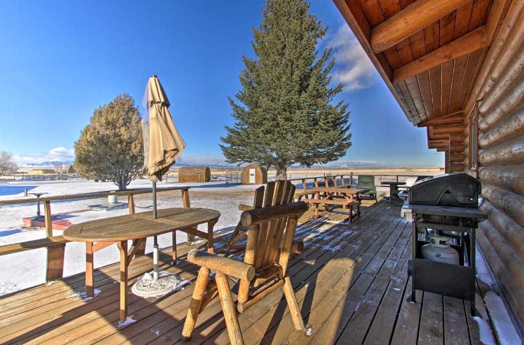 Dillon House | Secluded Dillon Home with Private Hot Tub and Deck!