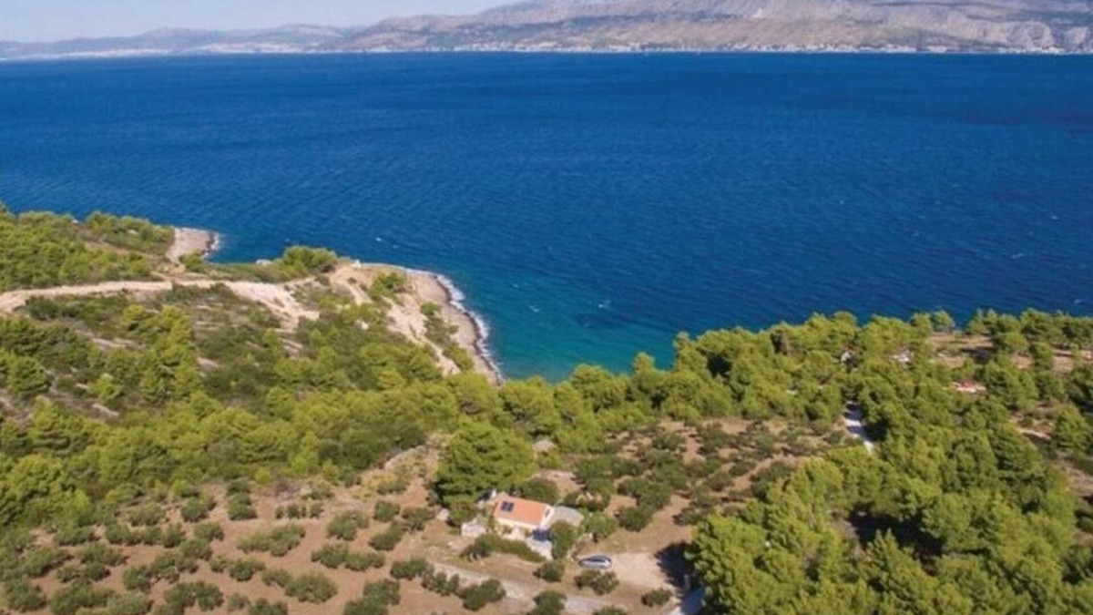 Praznica House | Secluded family friendly house Cove Dučac, Brač (K-14312)
