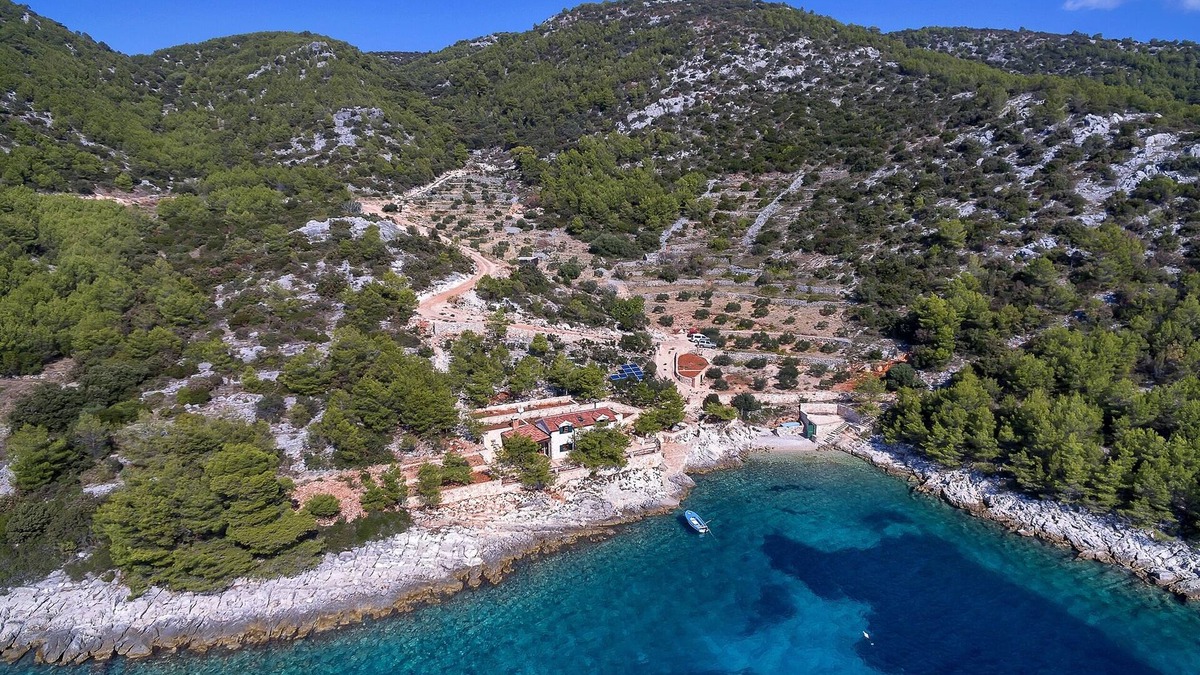 Zastrazisce House | Secluded fisherman's cottage Cove Golubinka, Hvar (K-14344)