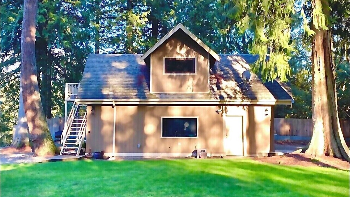 Black Diamond Other | Secluded forest oasis with all the essentials